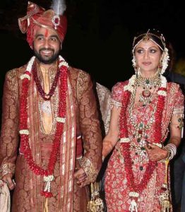 Top 10 Famous Indian Celebrity Wedding Dresses Trends