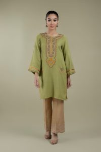 Dyed & Embroidered Kashmiri phiran green