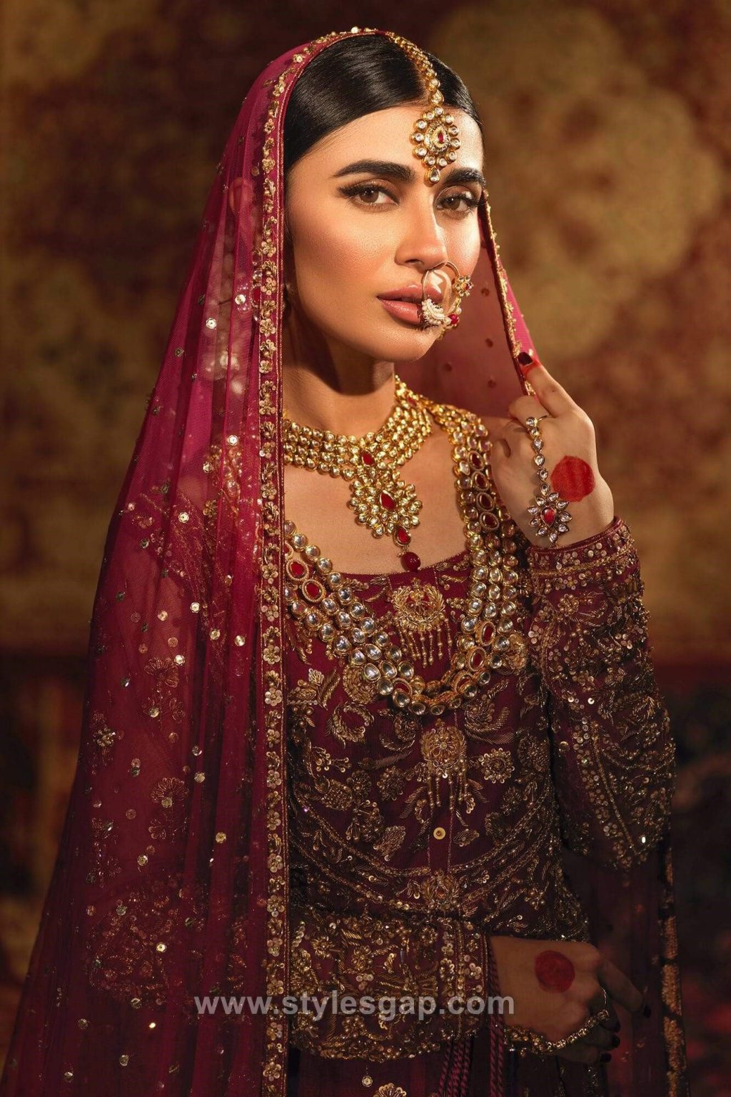 zaaviay-best-popular-top-pakistani-bridal-dress-brands-designs-2